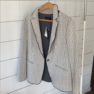 Premise Houndstooth Blazer - size 8